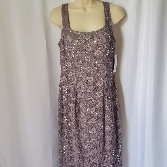 Alex evening gown - Picture 2 of 6